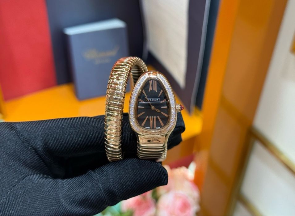 BVLGARI Женские часы Serpenti Tubogas 35 мм