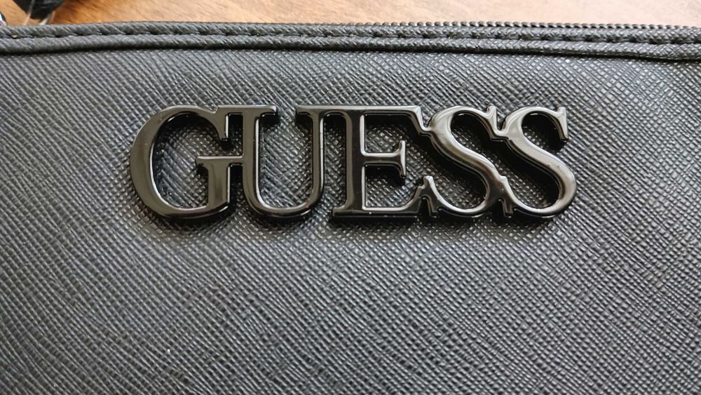Guess * 	Victoria's Secret * Pierre Cardin естествена кожа