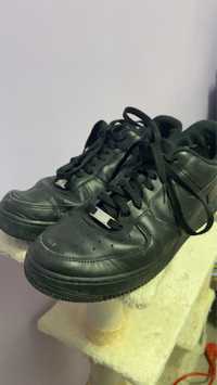Nike air force 1 low black