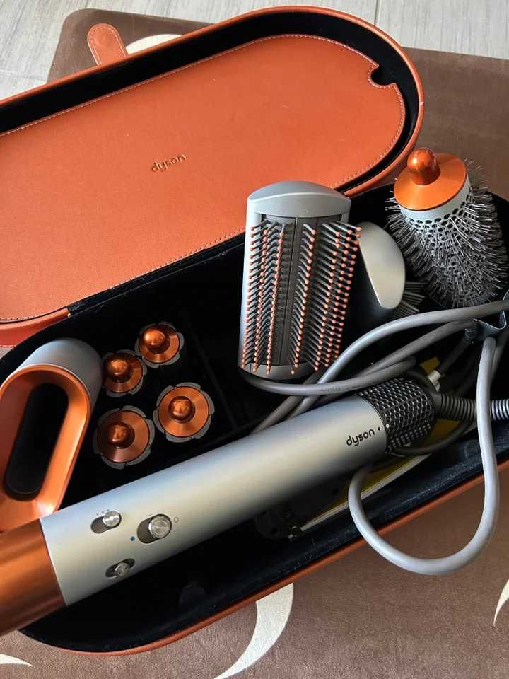 Dyson Multi-Styler and dryer для вас  + доставка по городу