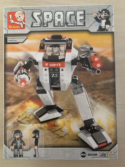 Vand lego 6+ nou( Space).