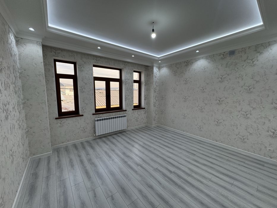 Продаётся 5-комнатный Евро дом с участком 2 сотки