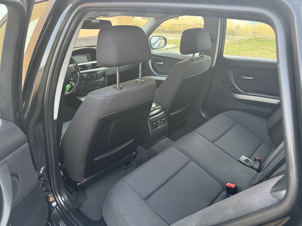 Bmw 318i 2010 euro 5