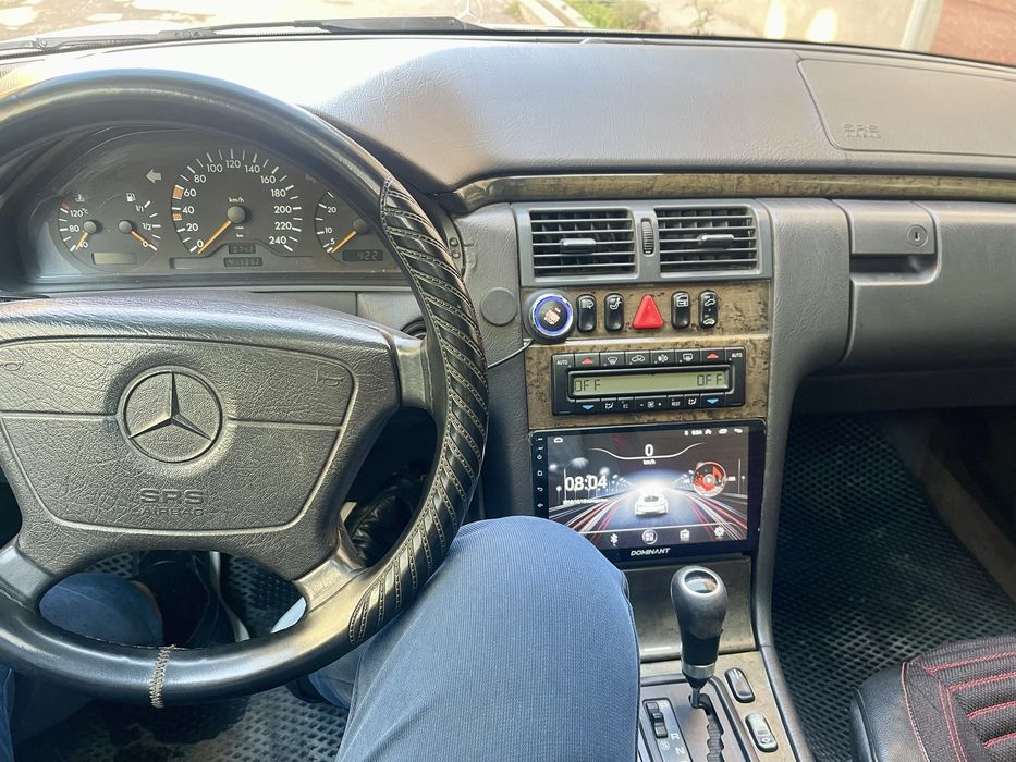 Продам Mercedes 210 в хорошем состоянии