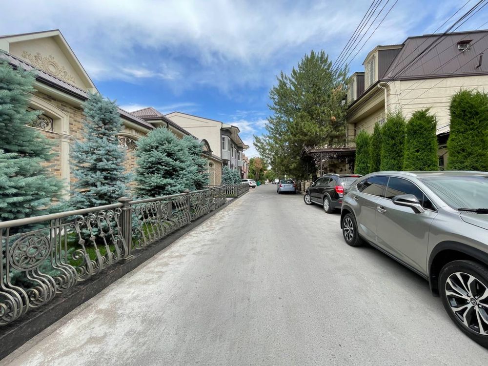 Продажа участка по улице Никитина 4 сотки, фасад 13,33 м