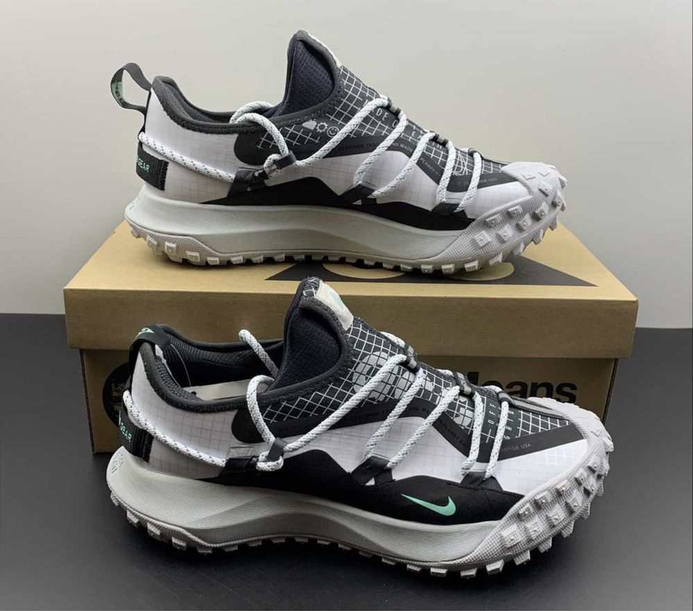 Мъжки маратонки Nike ACG Mountain Fly Low White Black