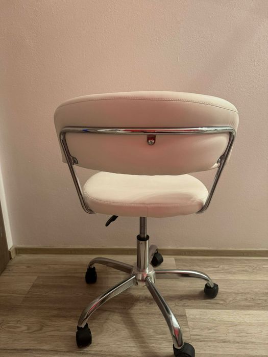 Scaun birou imitație piele albă