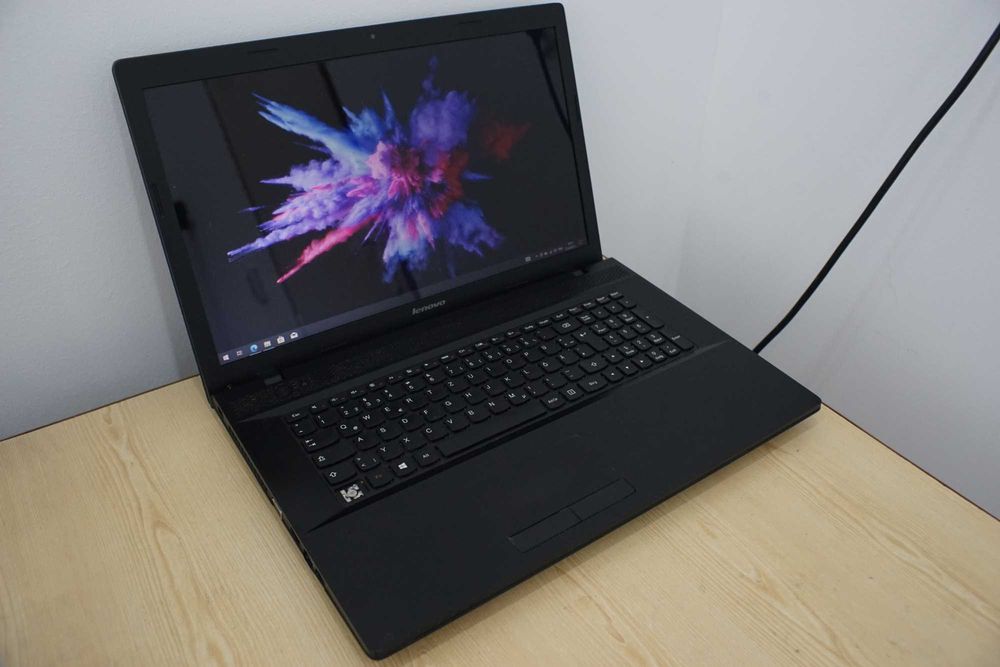 Спешно laptop Lenovo G700