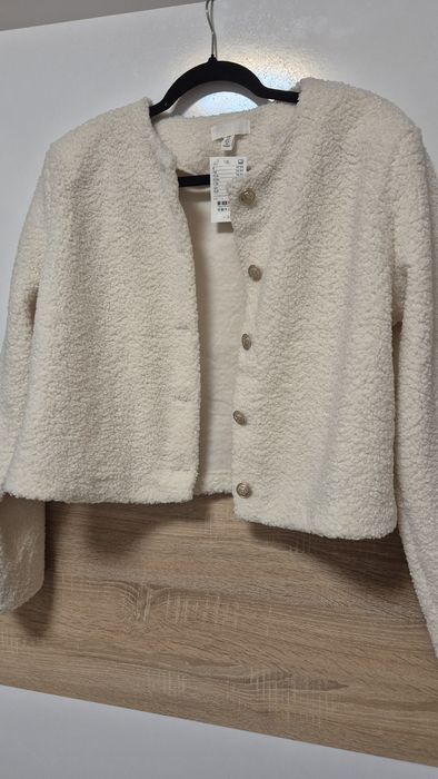 Дамска пухкава жилетка