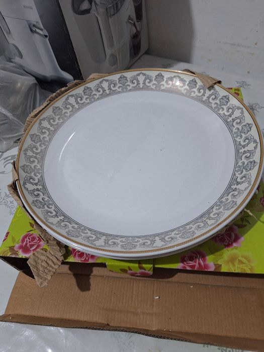 Продается большие тарелки