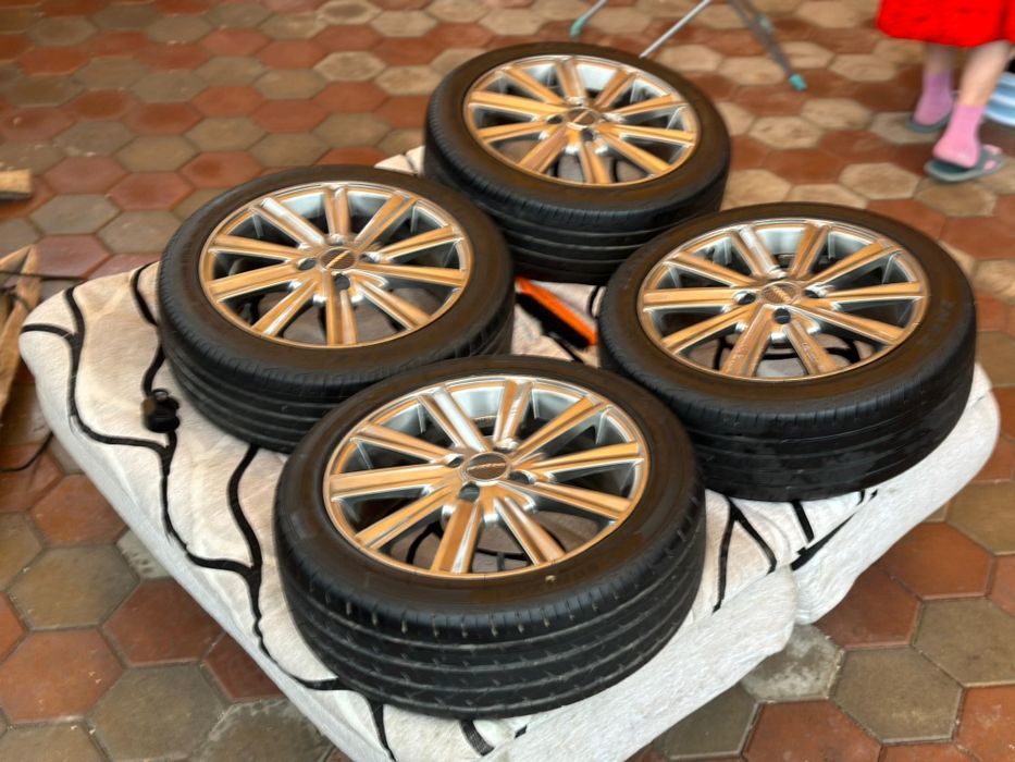 Продам камрики R 16