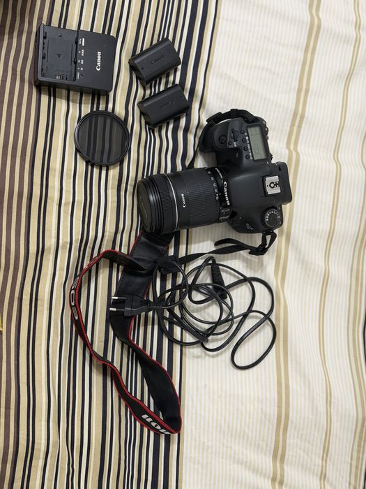 Продаётся фотоапарат Canon 7D