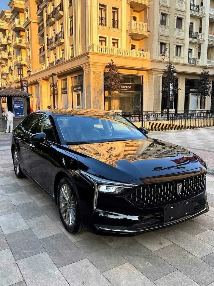 FAW Bestune B70 – лифтбек