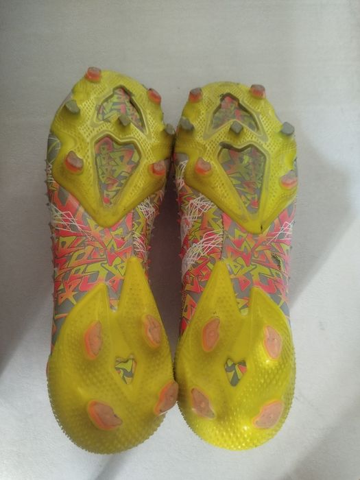 Продаю свои бутсы Адидас предатор