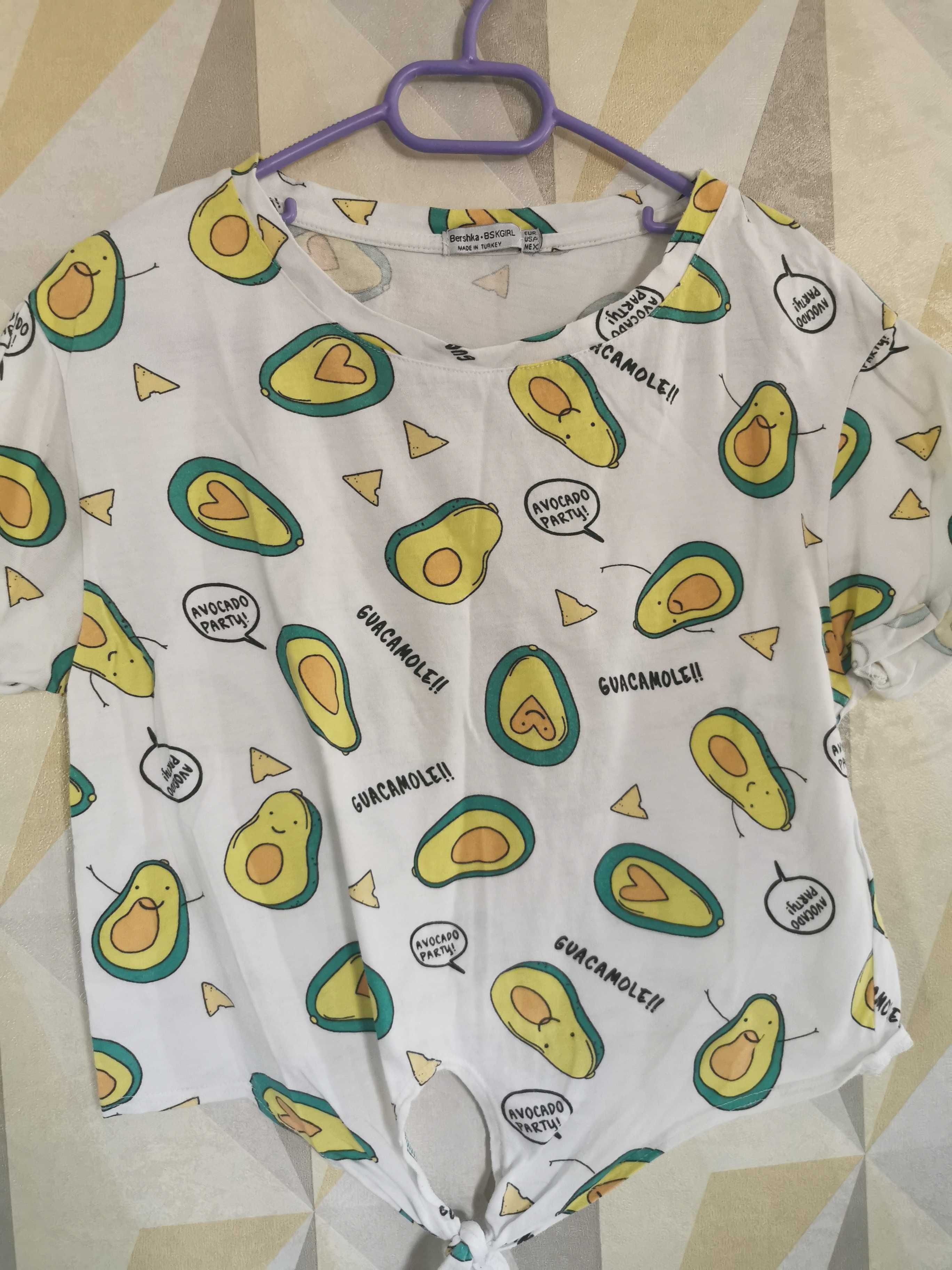 Къса тениска на авокадо