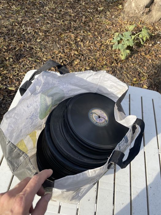 Viniluri decorative (7–8 kg, aprox. 35–40 bucăți)