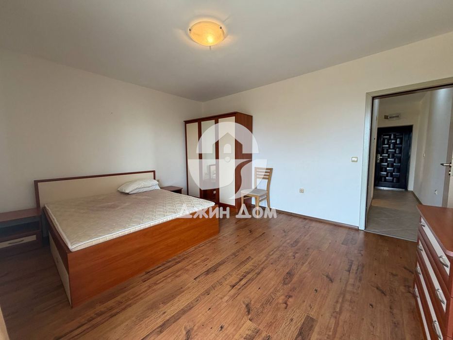 Тристаен апартамент на ПЪРВА ЛИНИЯ в к-с „Мидия“, гр. Ахелой