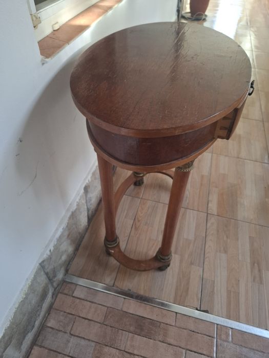 Masuta lemn cu sertar