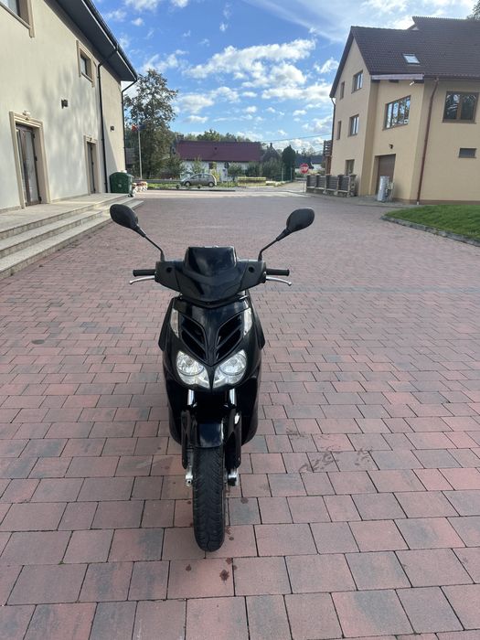 Vand aprilia sportcity cub3e 300