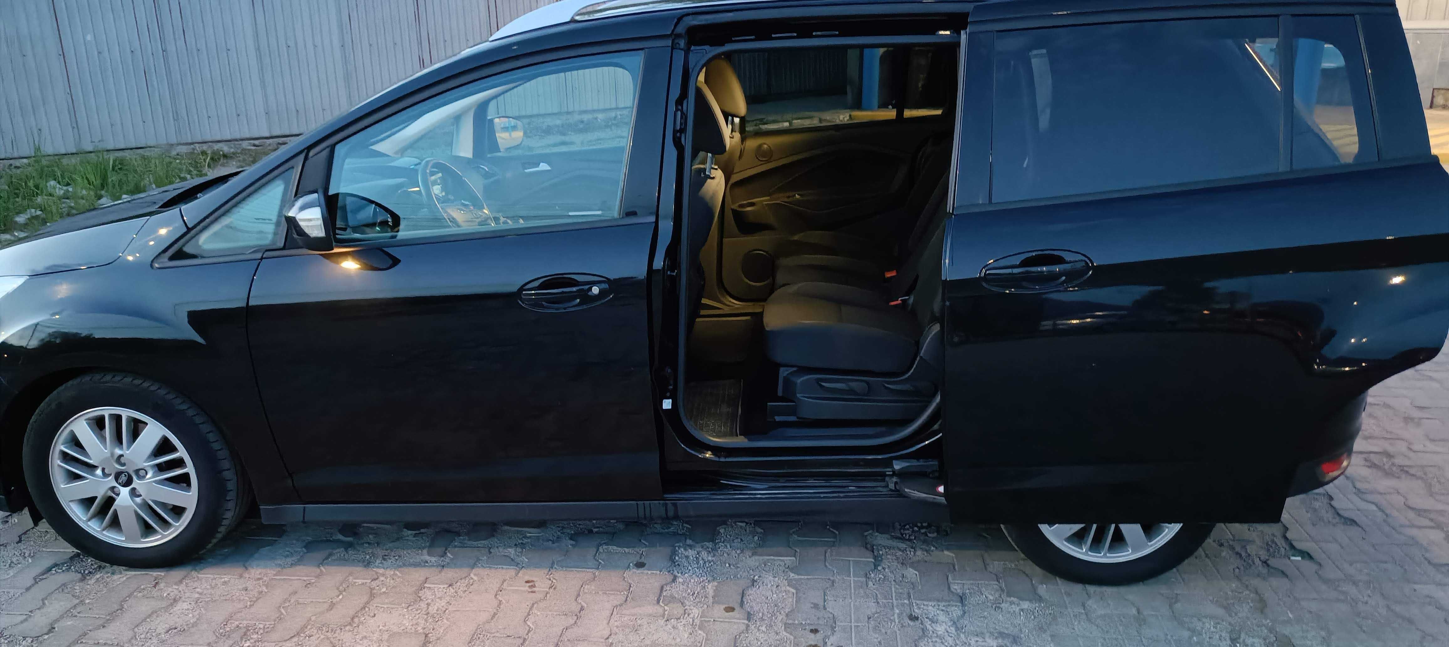 Ford Grande C max