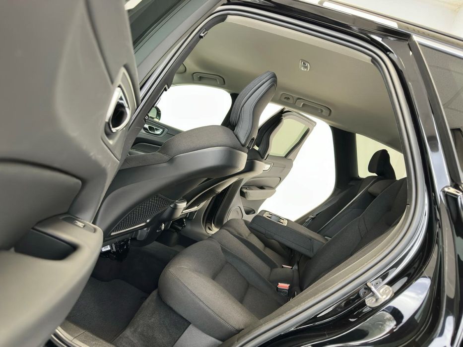 Volvo XC-60 II 2022/04 Mild Hybrid-Virtual Cockpit-Gps Navi 4K-Camera