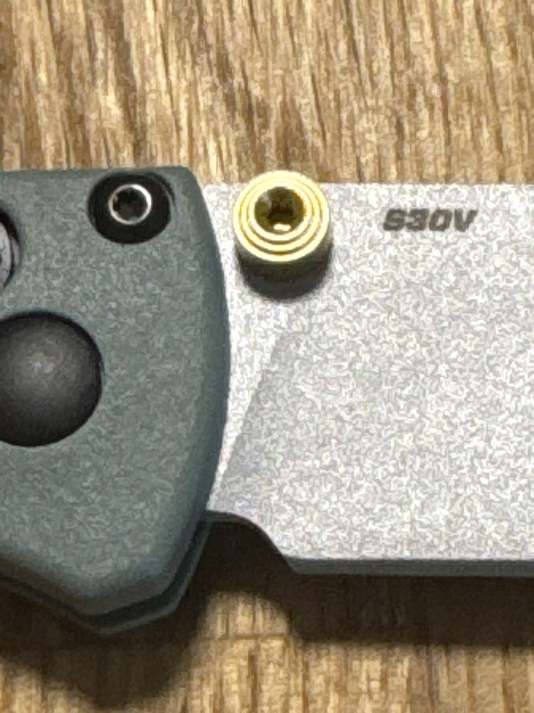 Benchmade mini bugout 533SL-07