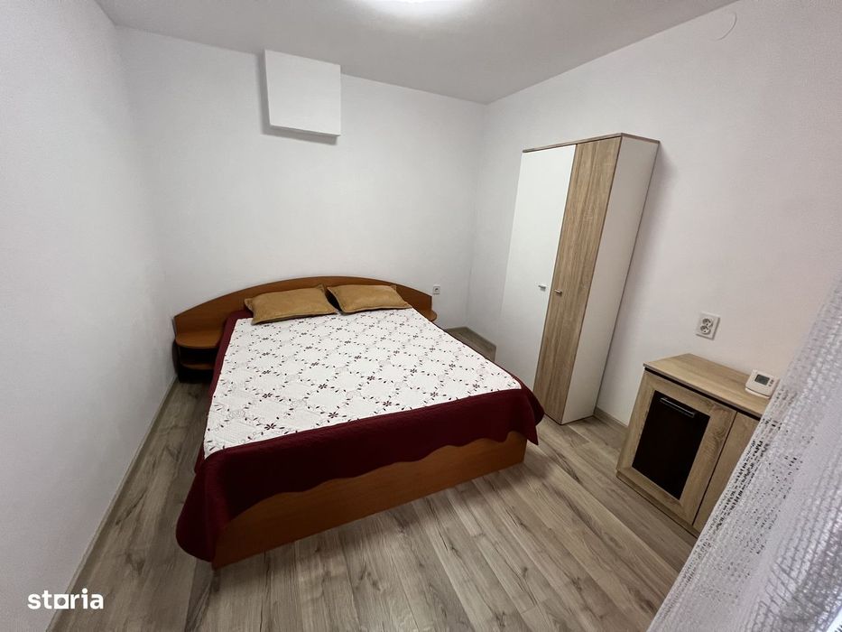 INCHIRIEZ  ap.2 camere decomandat la casa,renovat, zona P ta Cluj