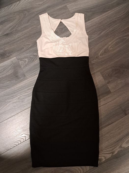 Rochie xs Rampage
