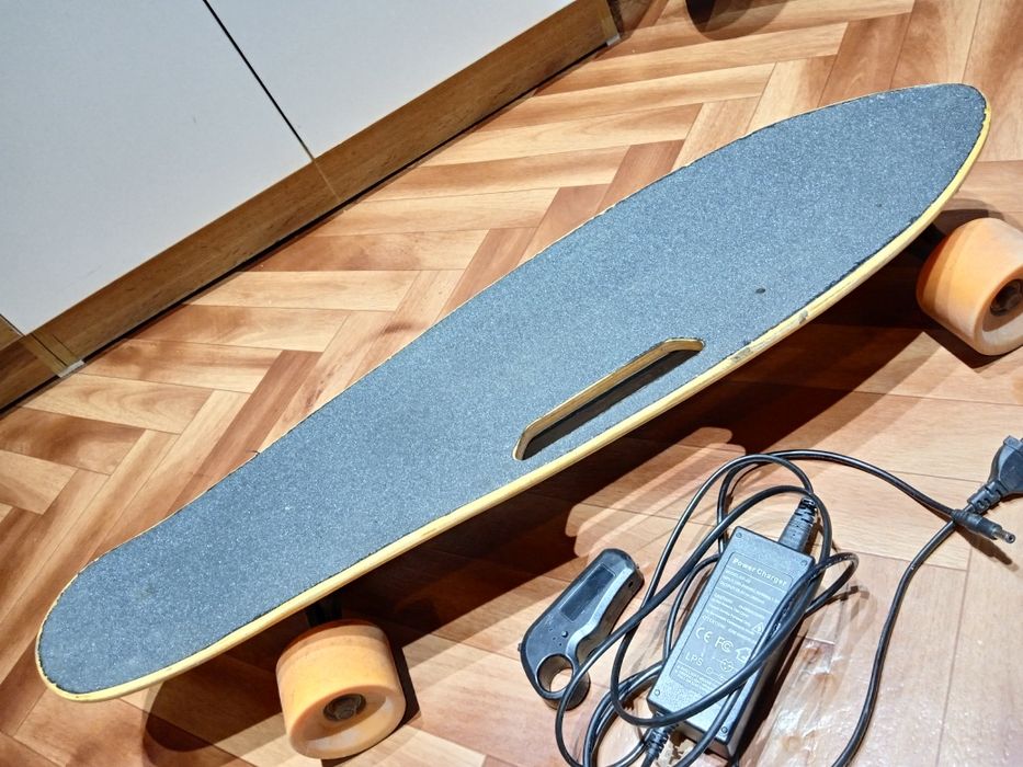 Электроскейтборд