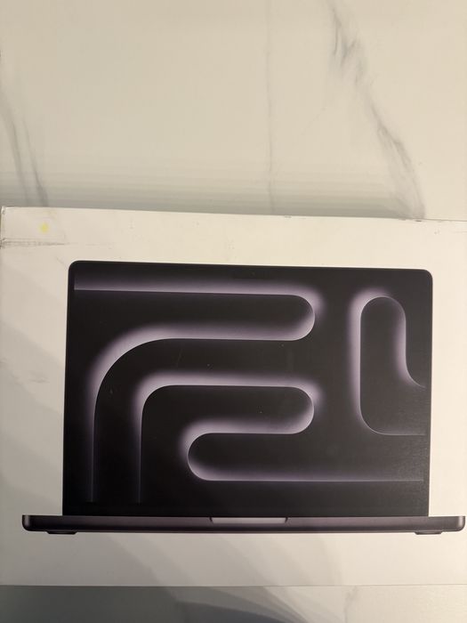 MacBook pro 14, SSD 512, 24 GB