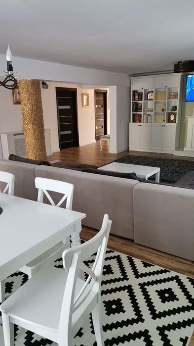 Vand Casa P + M în Podenii Vechi, plus Anexa, Foisor si Garaj