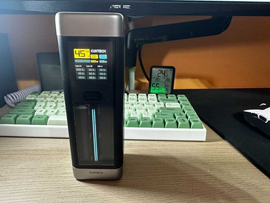 Професионална Power Bank CUKTECH 20 (140W, 25000mAh)