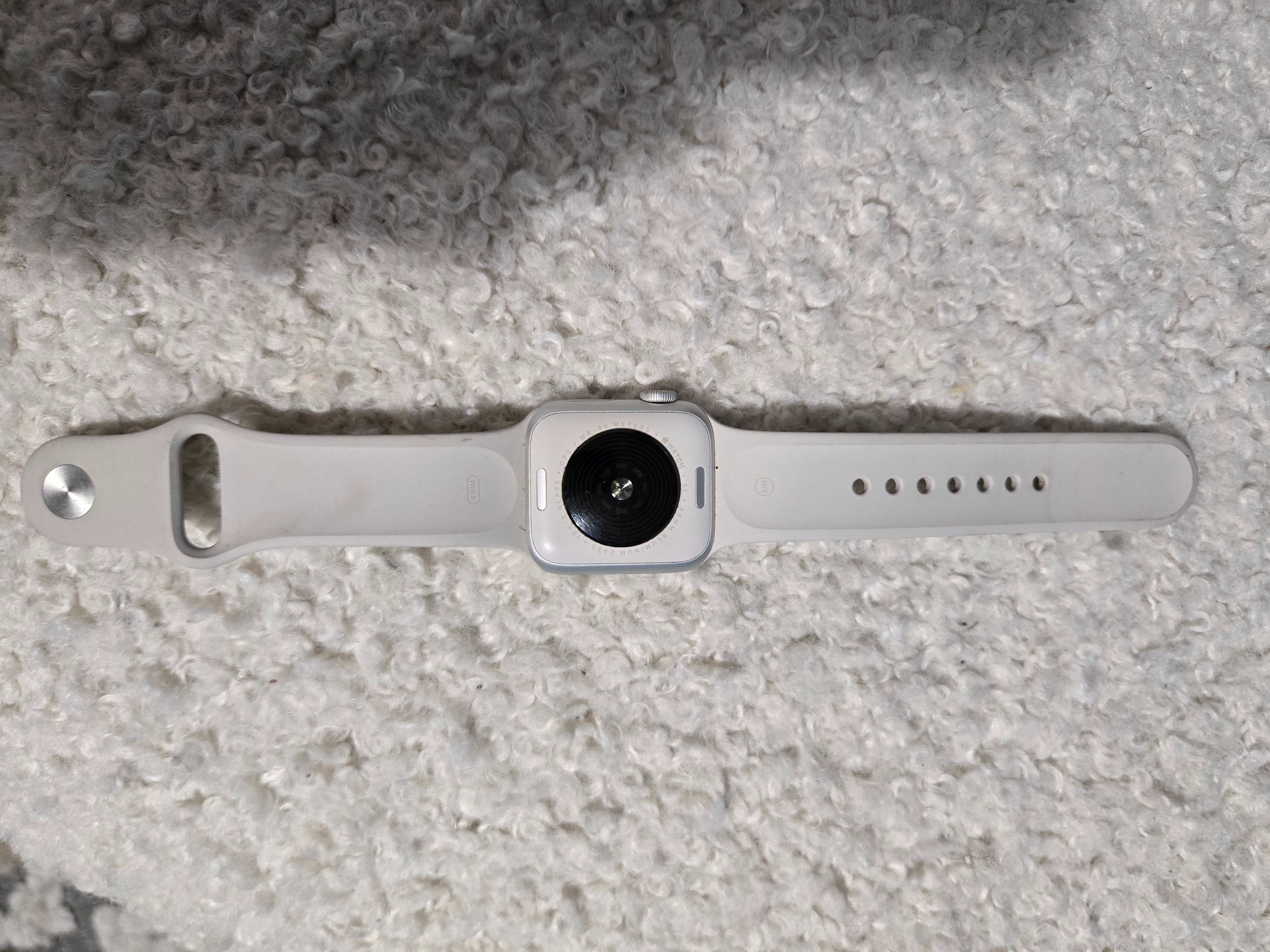 Apple Watch Series 9 – 45mm, GPS + Cellular