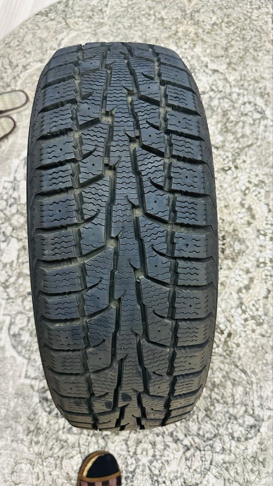 Balon 235/60R18 XR
