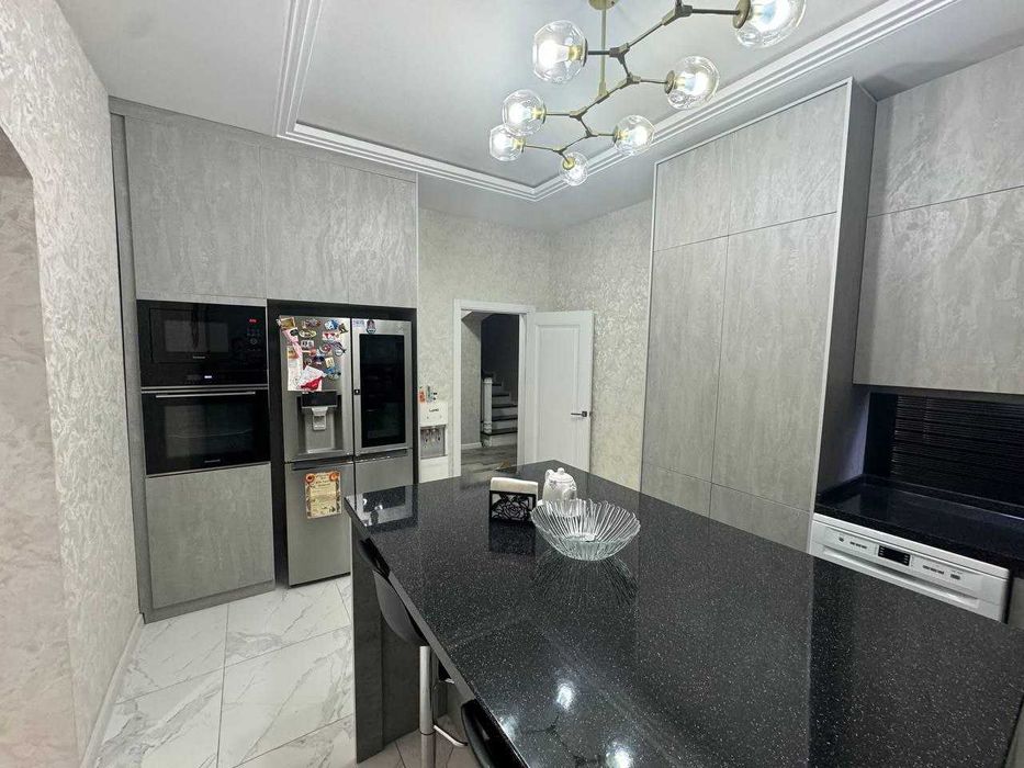 Продается евро дом парк Янги Узбекистан 6 соток