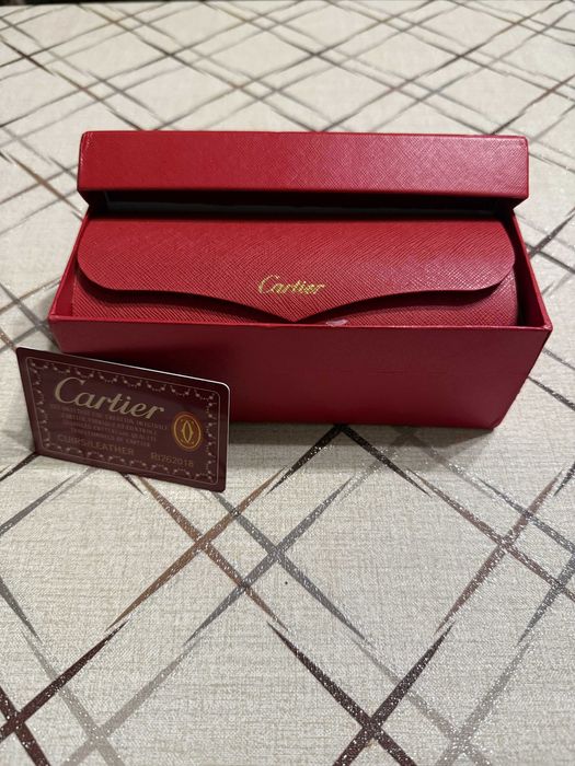 НОВИ Слънчеви очила модел на Cartier