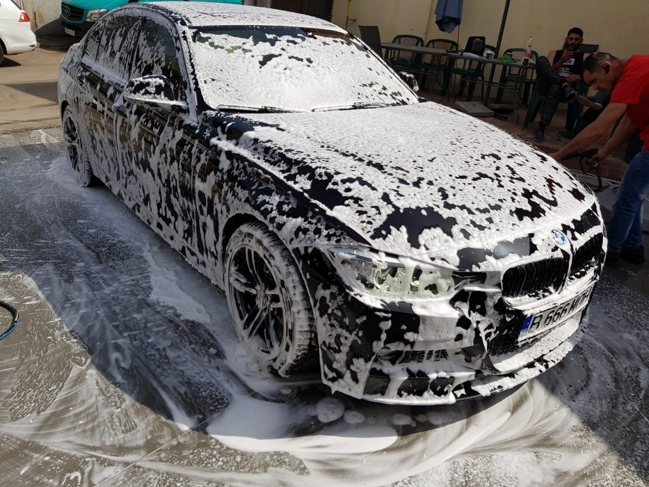 Detailing auto, curatare tapiterie auto, polish auto.