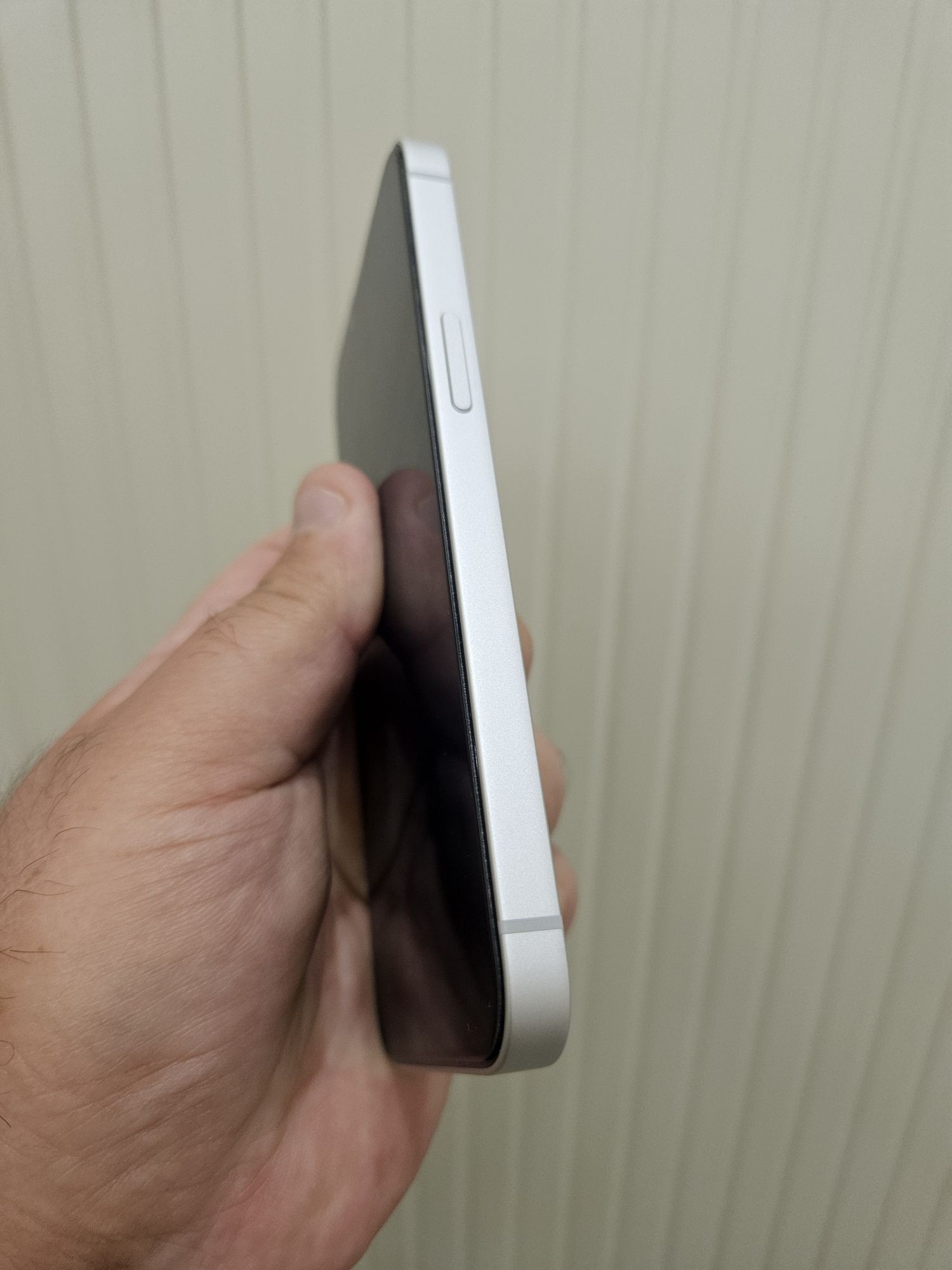 Iphone 16e 128 Гб, Индия!