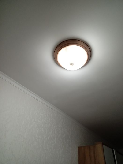 Светильник, диаметр 40см., 2 штуки, на 2 патрона, по 4000тг