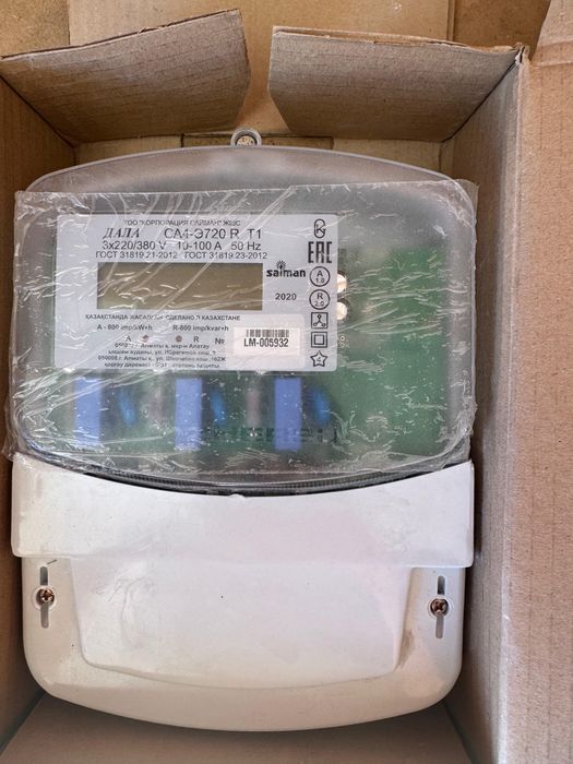 счетчик трехфазный  saiman