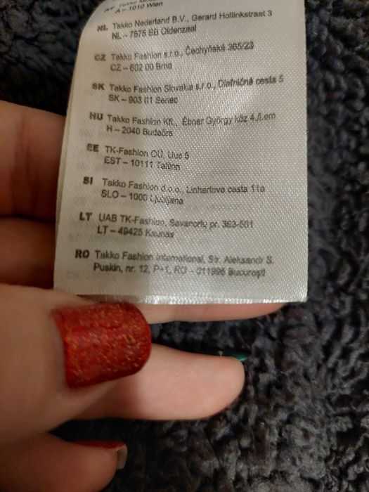 Geaca takko imblanita