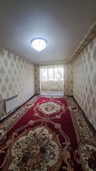 Чирчик шахар 
Навои атлант тепасида  
#1-хона 1-этаж 
Квартира ижар