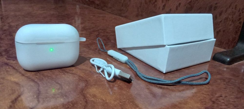 Продам AirPods Pro