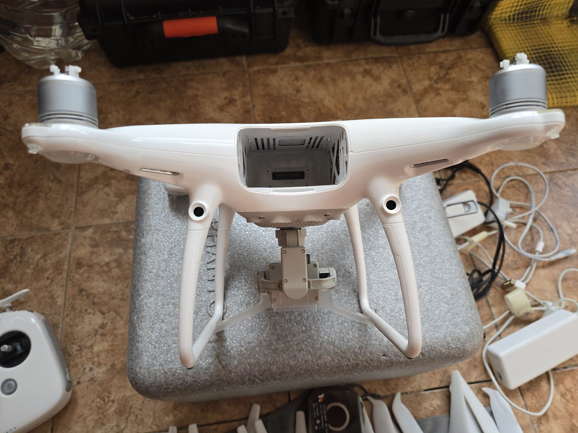 Дрон Phantom 4 pro v.2