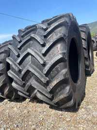 Cauciucuri noi radiale 650/75R38 marca BKT pentru tractor spate CASE