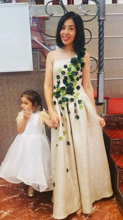 Платье  нарядное