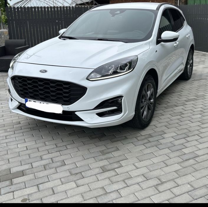 Ford Kuga Model ST Line, Hybrid ,4x4, Tva Deductibi
