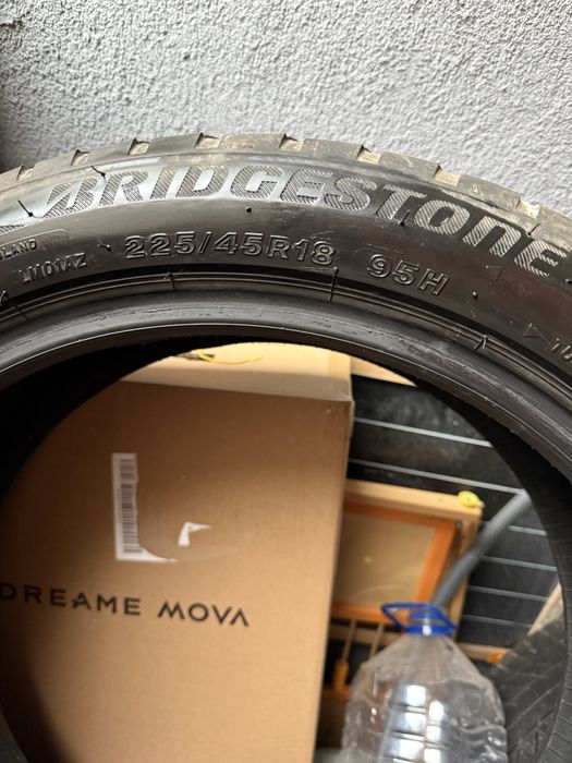 Anvelope  Bridgestone 225/45/R18 rft iarna