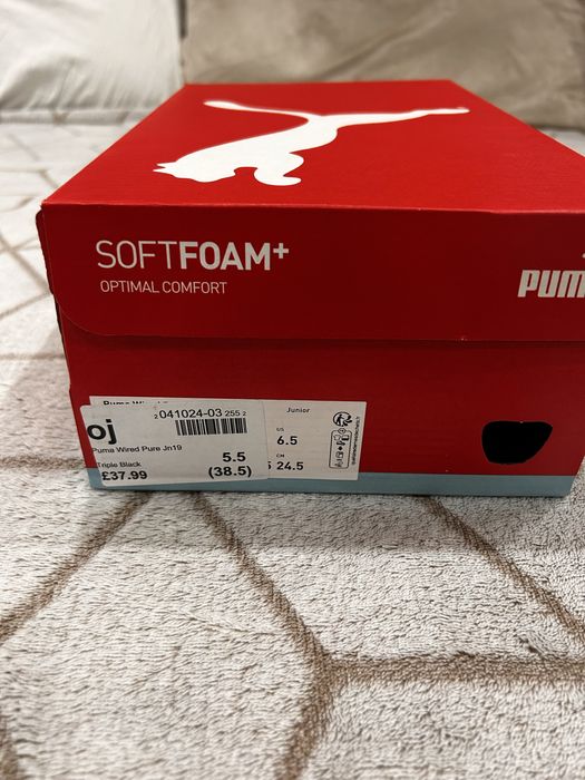 Маратонки Puma.