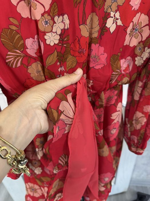 Jenskiy ko’ylak xs-s razmer Zara